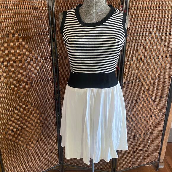 Vintage Dresses & Skirts - Size S//Vintage 70s Striped Tennis Mini Dress